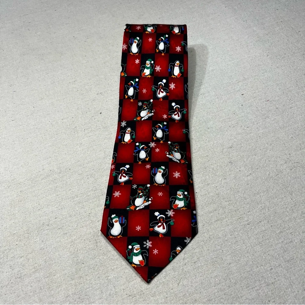 Hallmark - Yule TIE Greetings -  Penguin Pattern Silk Tie